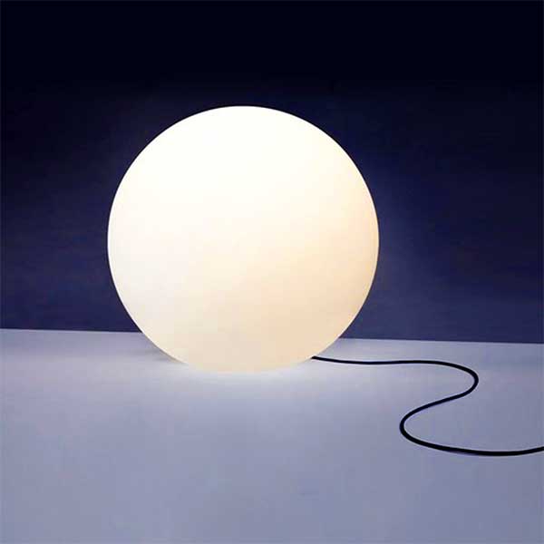 Medium Garden Ball Lamp