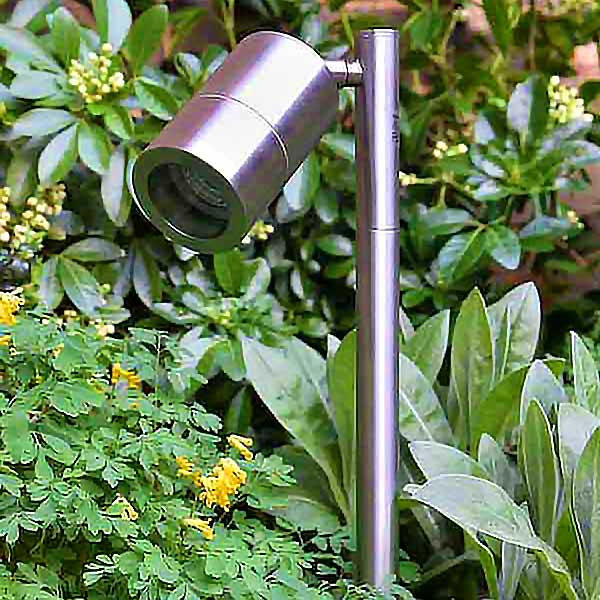 Outdoor Spike Garden Light Pole Mount | Garden Lights