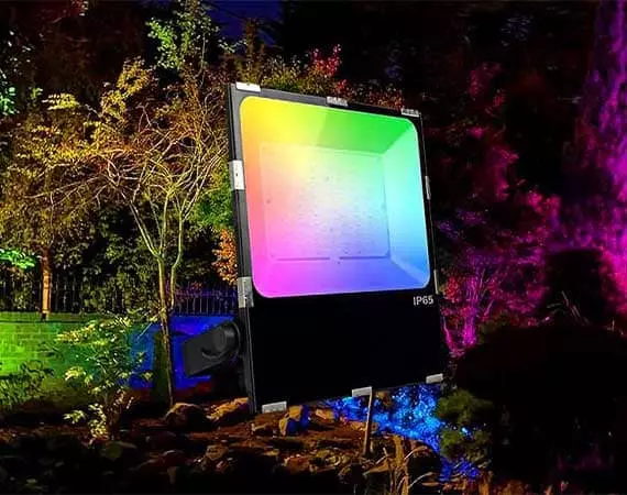 Colour changing garden lights